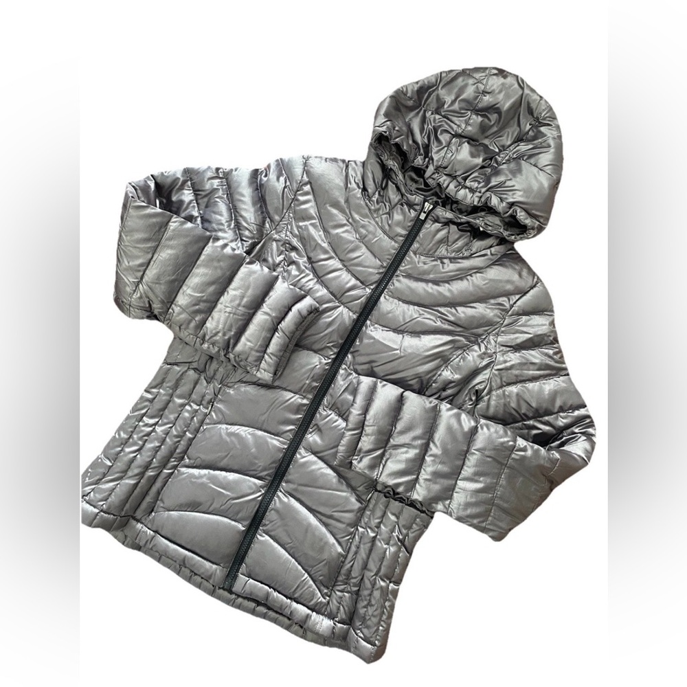 Andrew Marc women’s Metallic Puff Hooded Jacket - Silver Gray